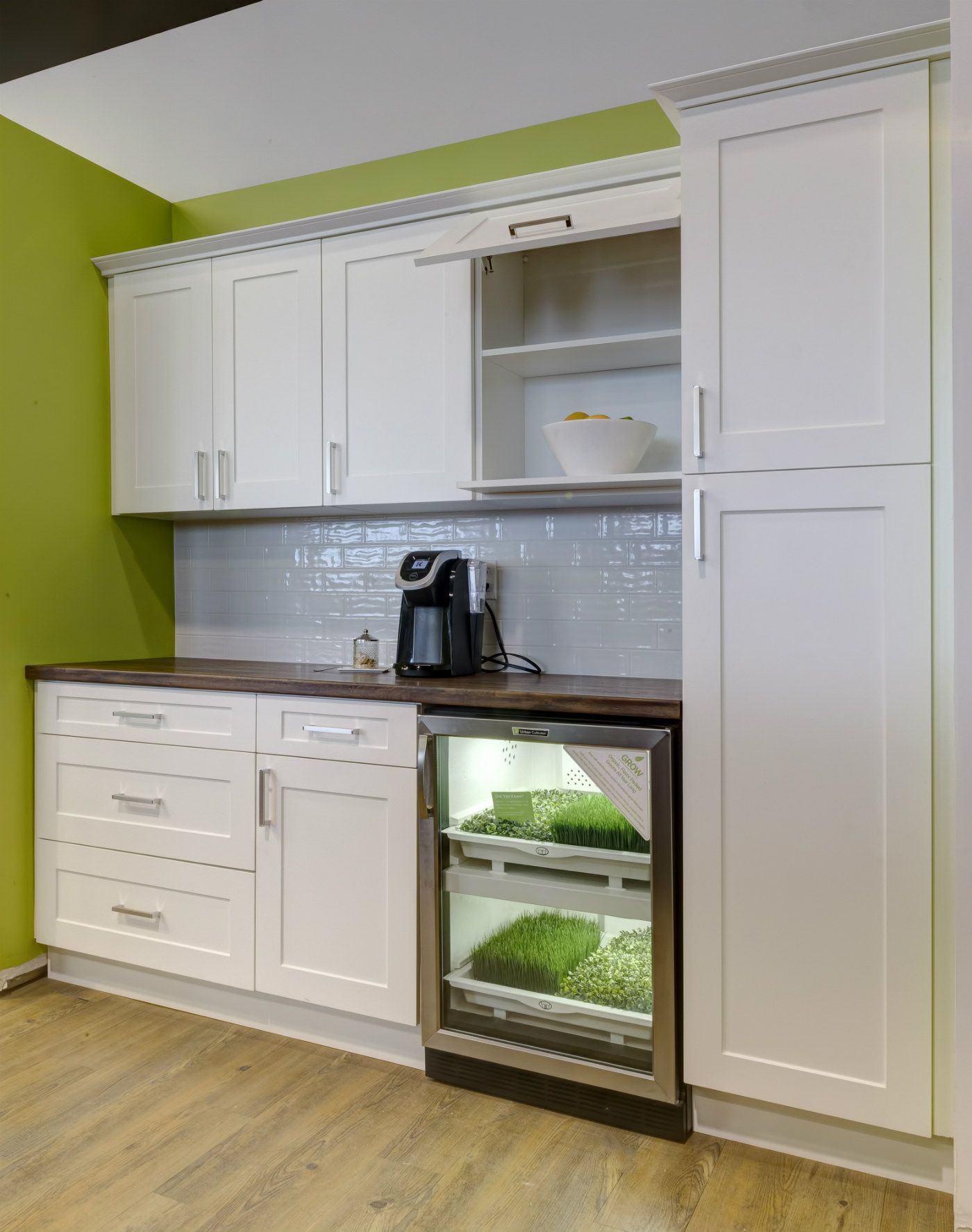 ca-boards in kitchen 